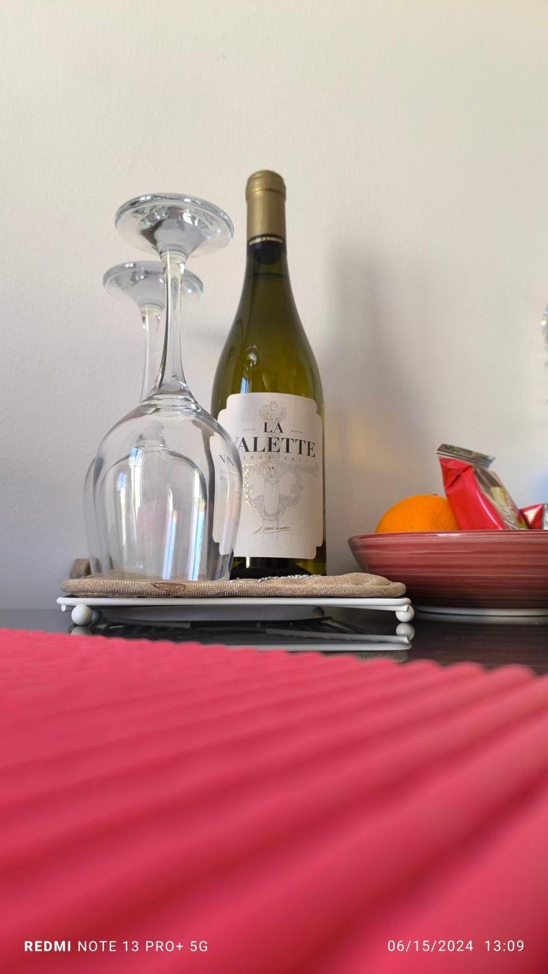 One Bedroom Tea Apartment Il-Gzira Εξωτερικό φωτογραφία