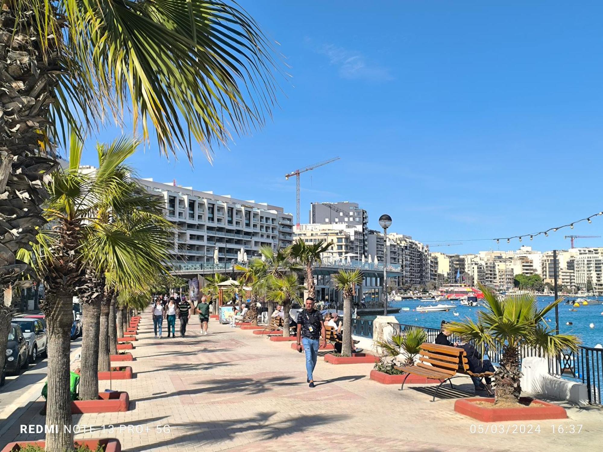 One Bedroom Tea Apartment Il-Gzira Εξωτερικό φωτογραφία