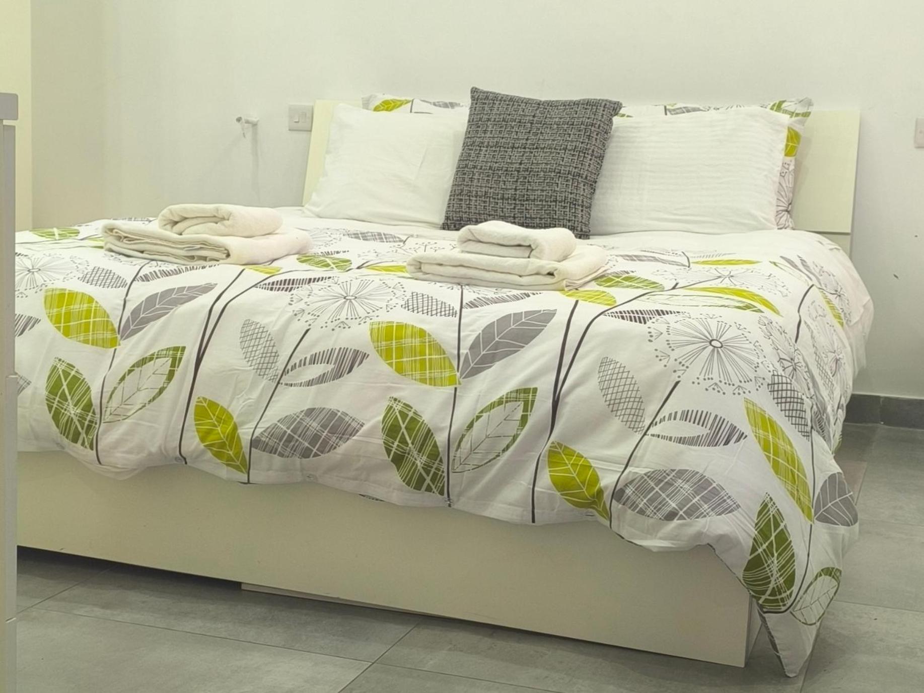 One Bedroom Tea Apartment Il-Gzira Εξωτερικό φωτογραφία